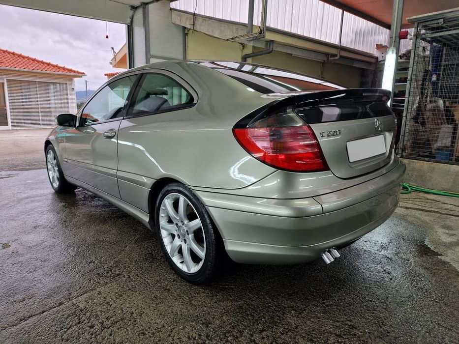 Mercedes-Benz C 220
