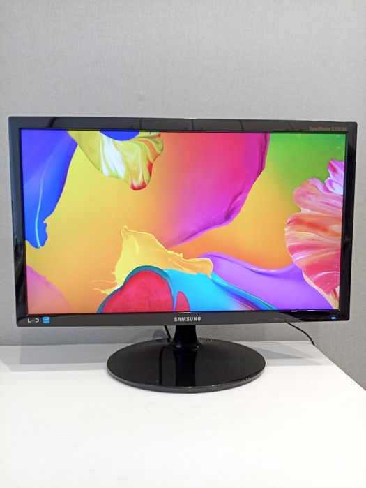 Монитор 22" дюйма FullHD LED Samsung VGA монітор 22