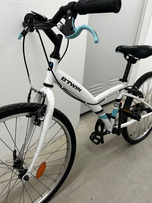 B’TWIN Bicicleta de Adolescente – Muito Pouco Uso – Excelente Estado