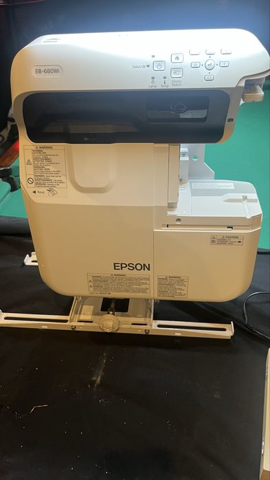 Projetor Vídeo Epson EB-680Wi