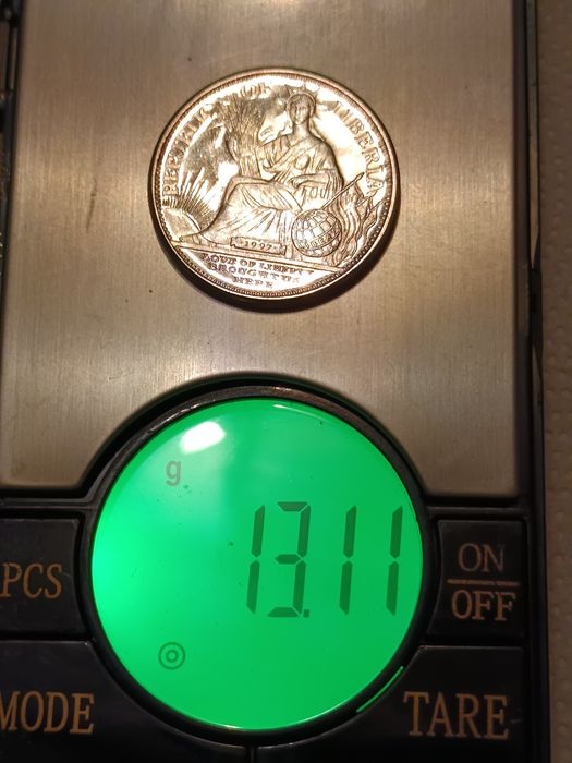 5 Dolarów Liberia z psem 1997rok.