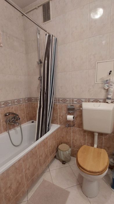 Pokój w mieszkaniu 2-pokojowym - Bronowice