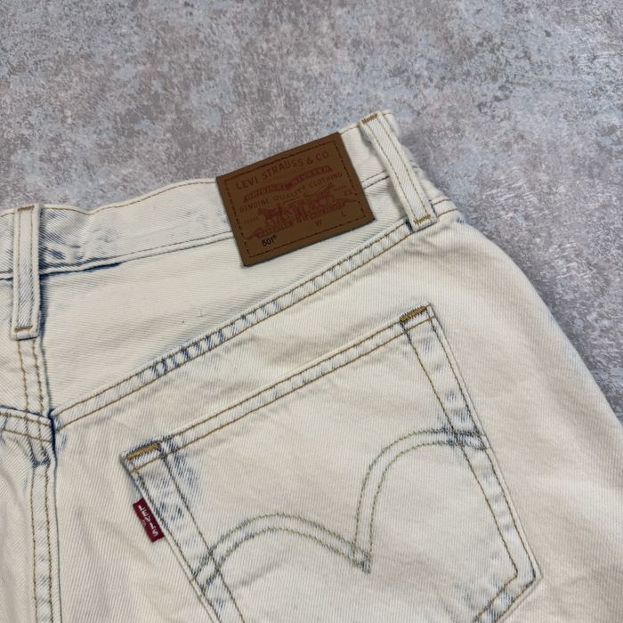 Нові жіночі джинсові шортики Levis W29