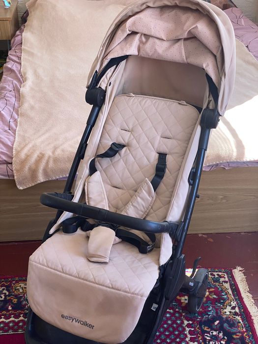 Прогулянкова коляска Easywalker Jackey (Колір: Sand Taupe / Бежевий)
