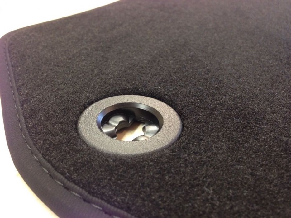 Велюровые коврики для BMW E36. Новый оригинал БМВ. 51 47 9 403 925