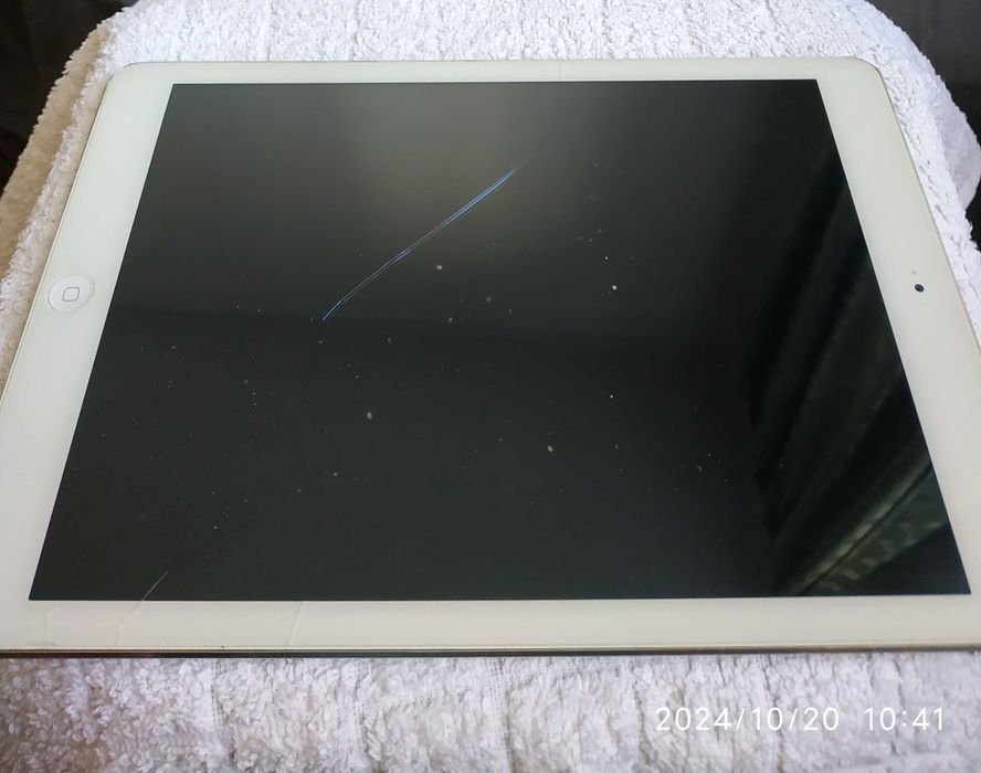 Планшет iPad  б/в.