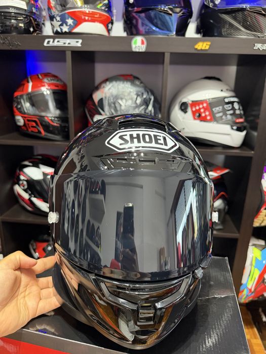 Capacete novo 300€ Se está só curioso, não perca seu tempo.