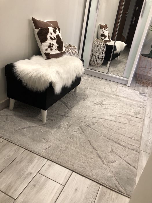 Szary srebrny dywan glamour elegancki okazja