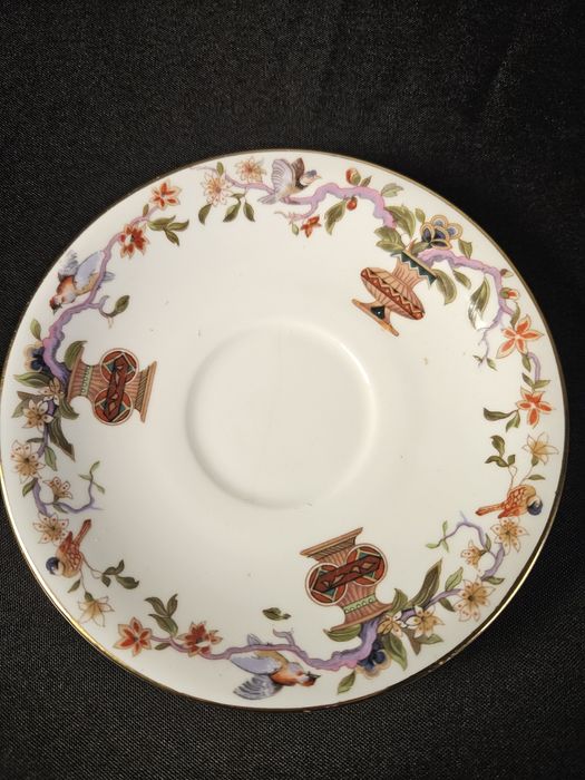 Raríssima  taça de Teimancia de 1920 com pires impecável