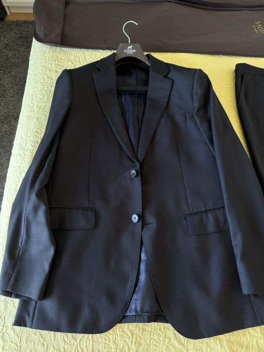 Fato sacoor em otimo estado