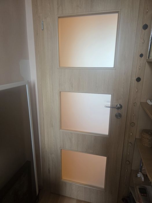 skrzydło drzwi wewnętrzne lewe  1x80 z ościeżnicą