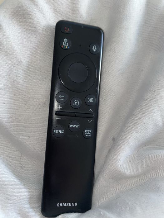 Продам смарт телевизор Samsung 43 дюйма