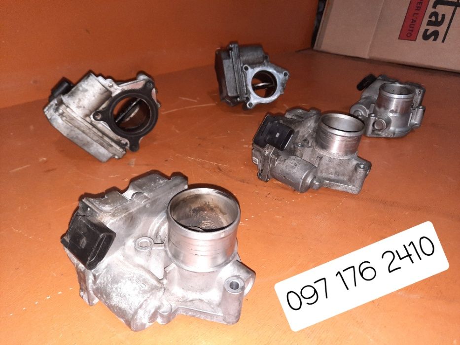 Дросельна заслонка 1.9 Рено Renault Trafic 2.5 Laguna Scenic Megane