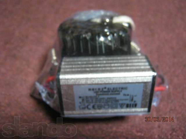 Светодиодный светильник потолочный точечный 3х1Вт