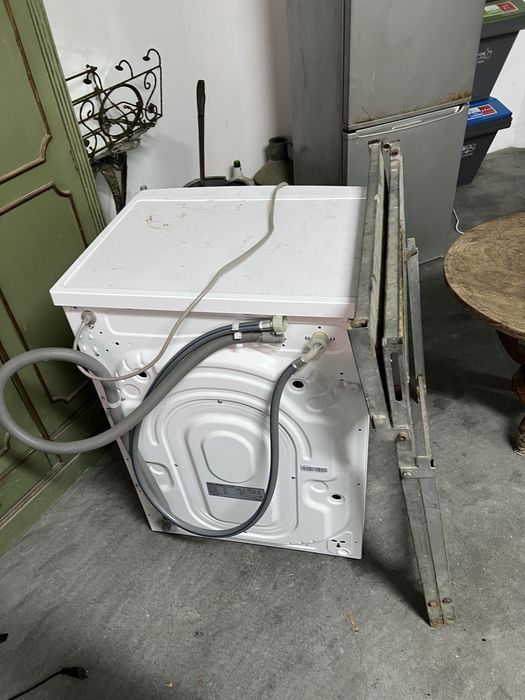 Maquina de lavar roupa