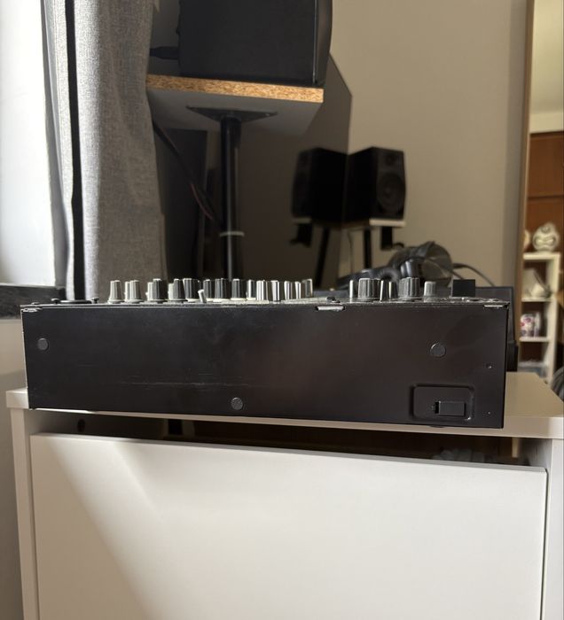 Mesa Mistura Pioneer DJM 800