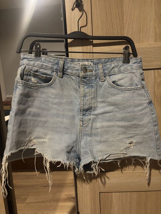 Spodenki jeansowe ZARA rozmiar 38