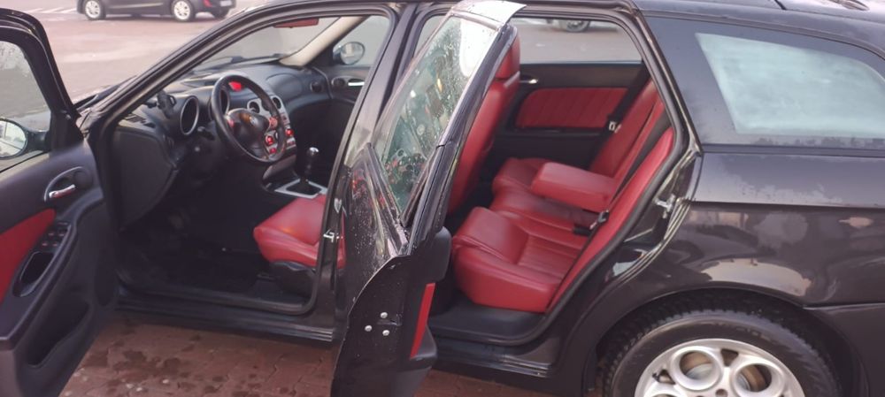Alfa Romeo 156 SW Distinctive 1.9jtd 8v