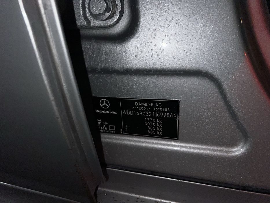 Мерседес - Бенц А170 Avantgarde