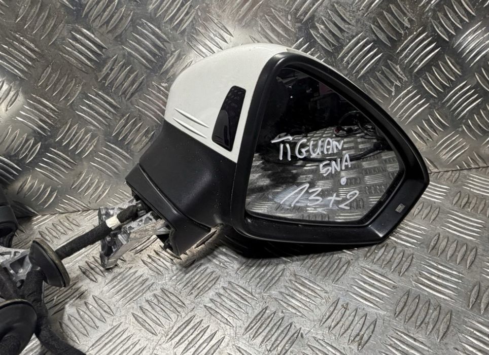 Зеркало дзеркало Volkswagen Tiguan Passat B8 Arteon E-golf Touareg