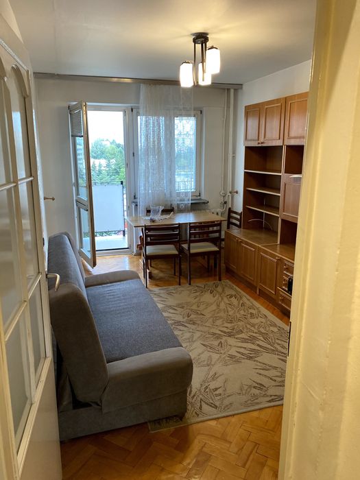 Wynajmę 2 pokojowe mieszkanie os. Baranówka ( całe lub na pokoje)