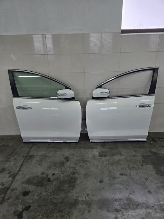 Двері передні-задні Mazda CX7 2007-2013
