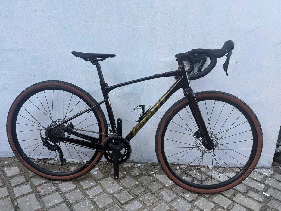 Rower gravel Giant Revolt
