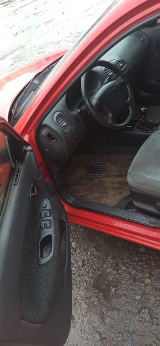 Daewoo    Nubira Хетчбек