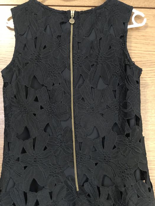 Sukienka mała czarna 36