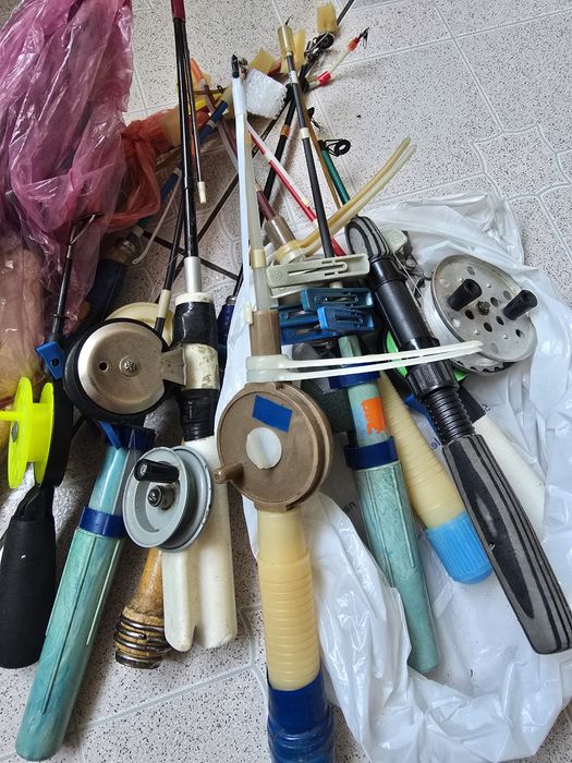 Вудки, спінінги.