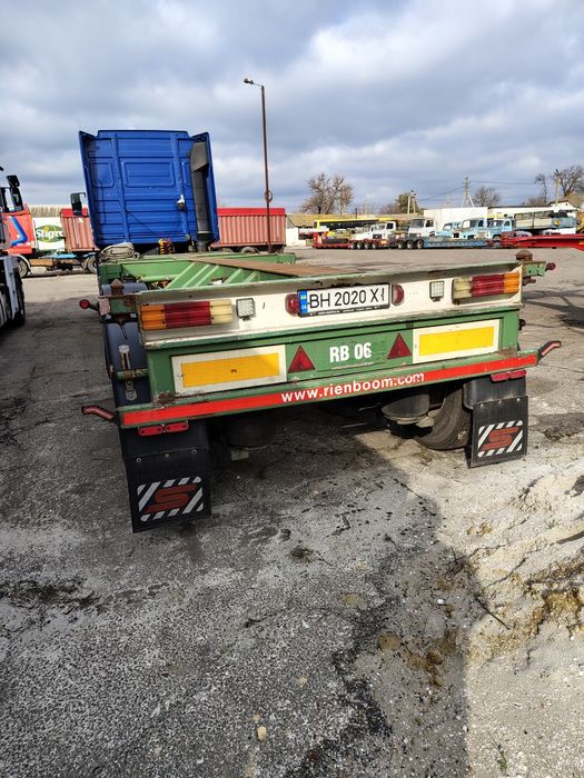 Напівпричеп контейнеровоз 20,30,40,2*20