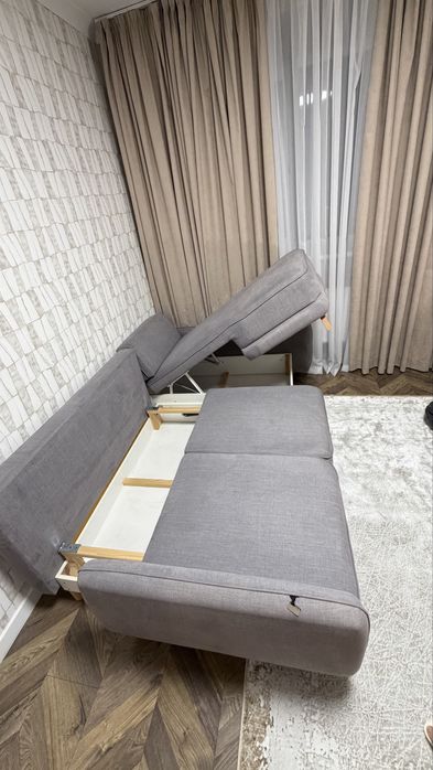 Продам куточок в гарному стані .