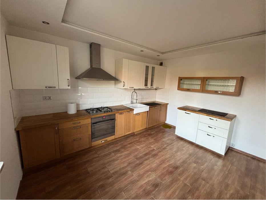 Drewniane meble kuchenne + AGD w zestawie