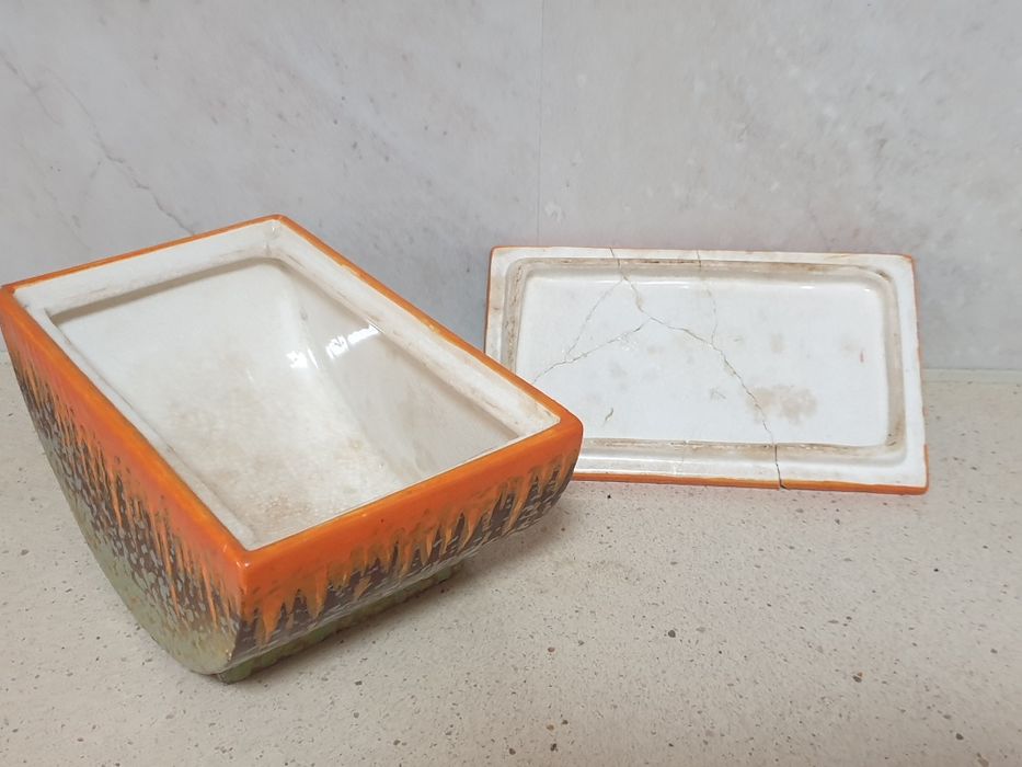 Para restauro: antiga boleira em cerâmica alemã