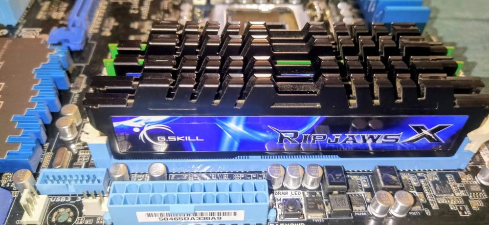 ASUS P8Z77-V Motherboard + 16 GB G.Skill RAM64751427084930121