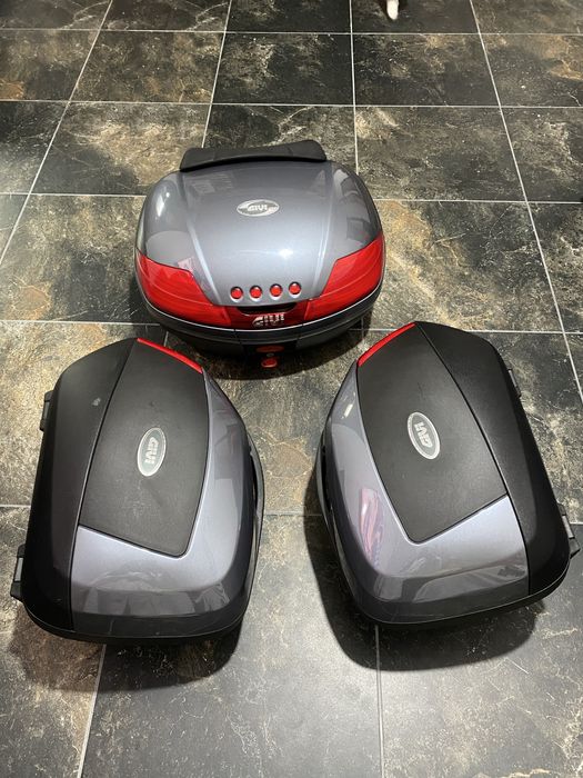 Кофр Givi v46 центральный , боковые Givi v35