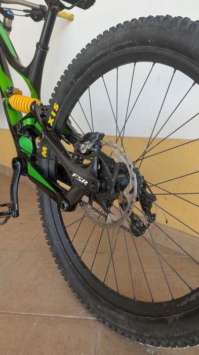 Specialized Demo 8