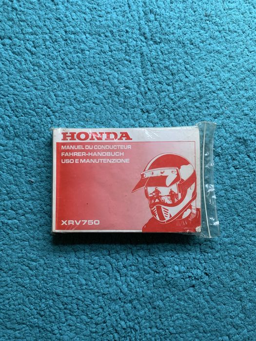 Manual do Proprietario CBR 900 rr e XRV 750 africa twin