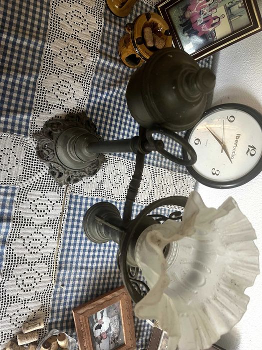 Estrutura de candeeiro de estanho