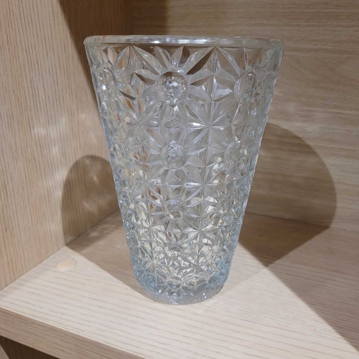 Szklany wazon- Stokrotki