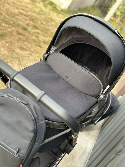 Продам дитячу коляску Carrello Ultimo