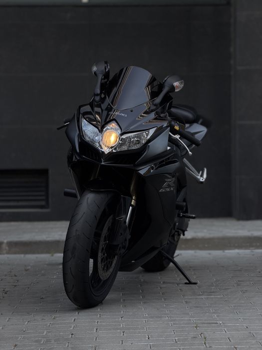 SUZUKI GSXR 600 K8 - Oportunidade!