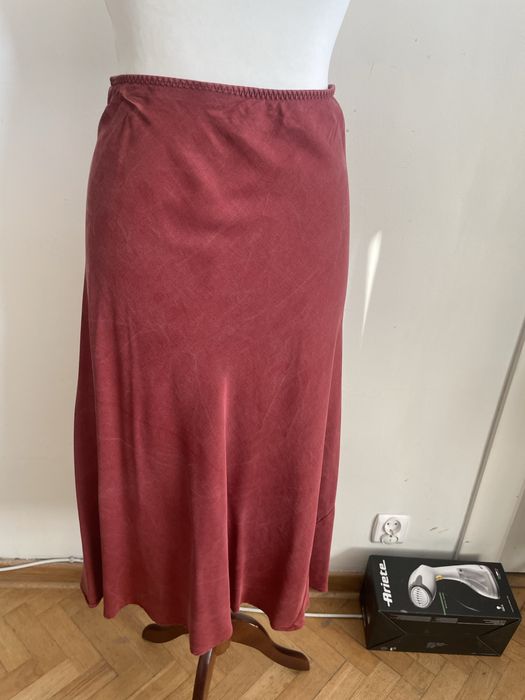 Satynowa spodnica Zara.