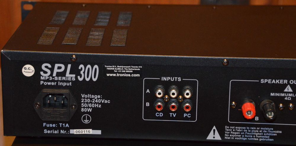 Skytec wzmacniacz Stereo  SPL 300VHFMP3  2x 150W Jak nowy