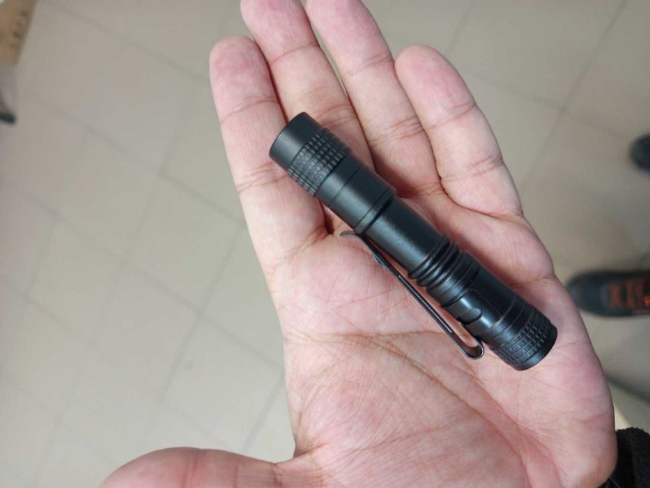 Міні світлодіодний ліхтарик ручний кишеньковий яскравий тактика фонарь