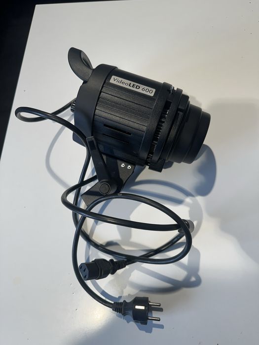Lampa quadralite videoled 600