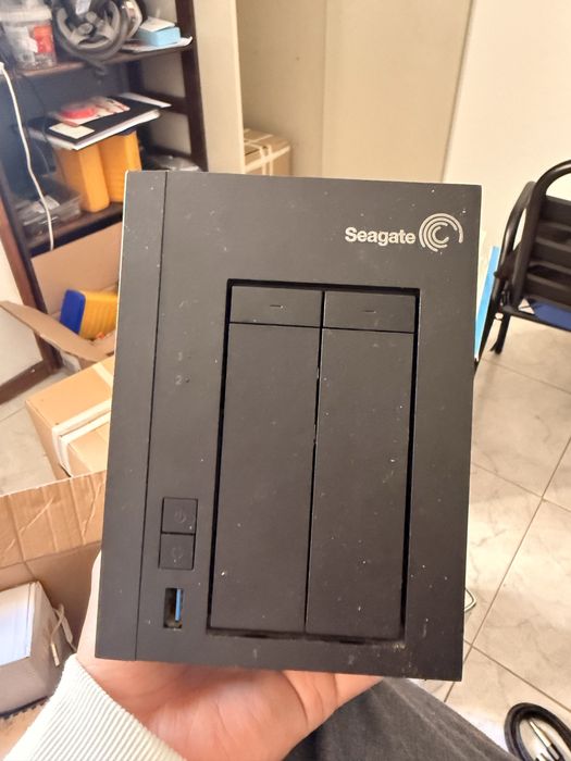 Seagate NAS 2 Bay sem discos