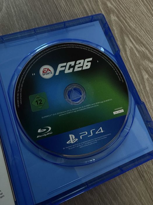 Fc26  на ps 4 з невикористаним кодом!!! Гра нова запускалась 2 рази