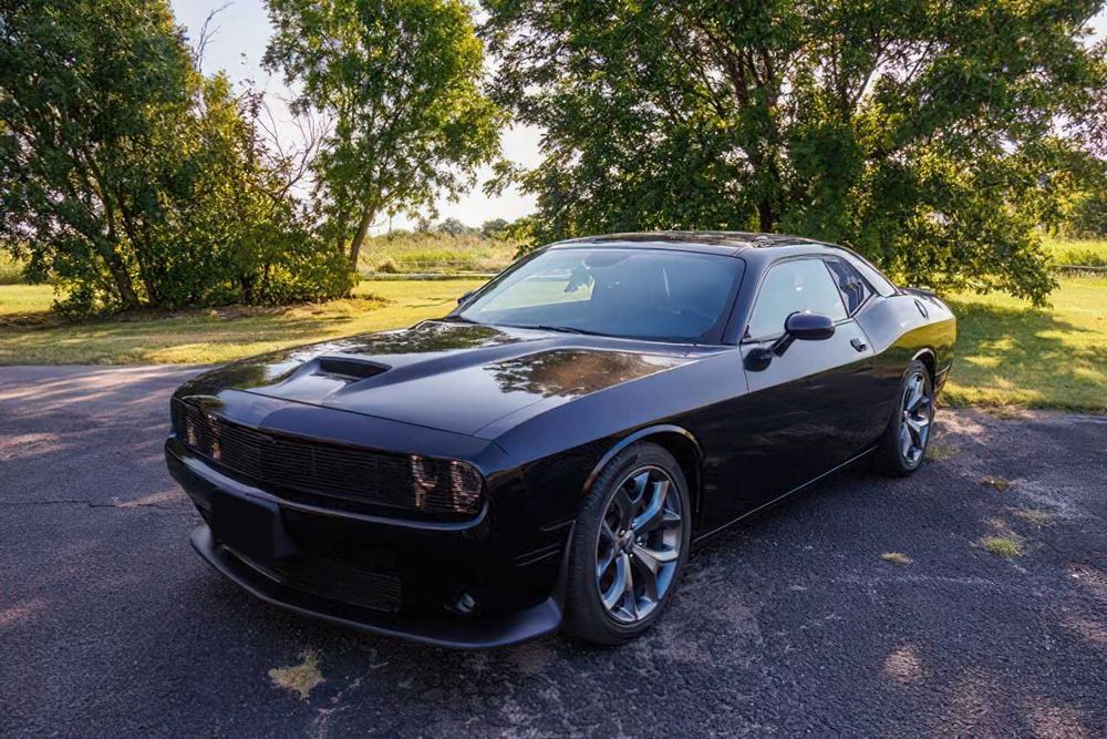 Dodge Challenger RT      2020