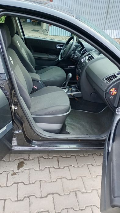 Автомобіль Рено Меган 2